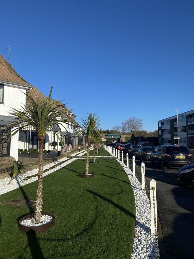 The Relais Cooden Beach And Spa Bexhill-on-Sea Kültér fotó